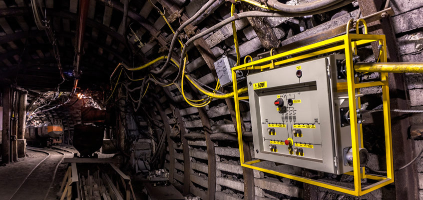 Hình ảnh thực tế cáp điện khai khoáng sử dụng trong hầm mỏ